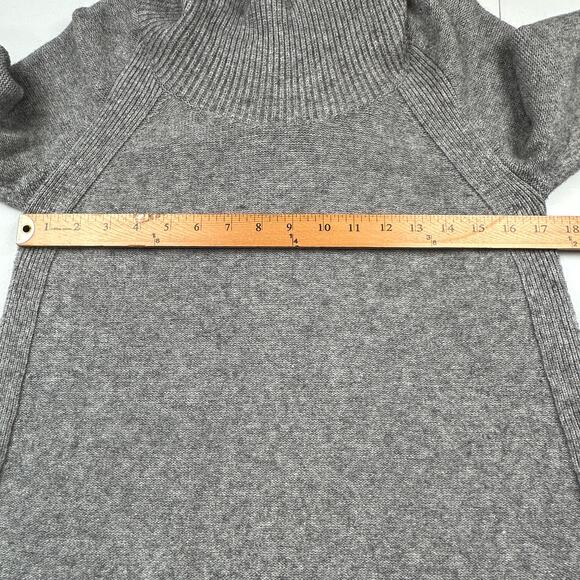 Anthropologie Sweater Womens Small Gray Turtleneck Cozy Minimalist Career Preppy - Picture 8 of 11